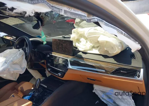 2021 BMW 530I xDrive из США, поврежденный, VIN WBA13BJ03MCH04185